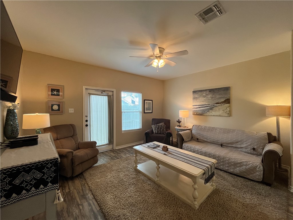 15128 Dory Dr Property Photo 9