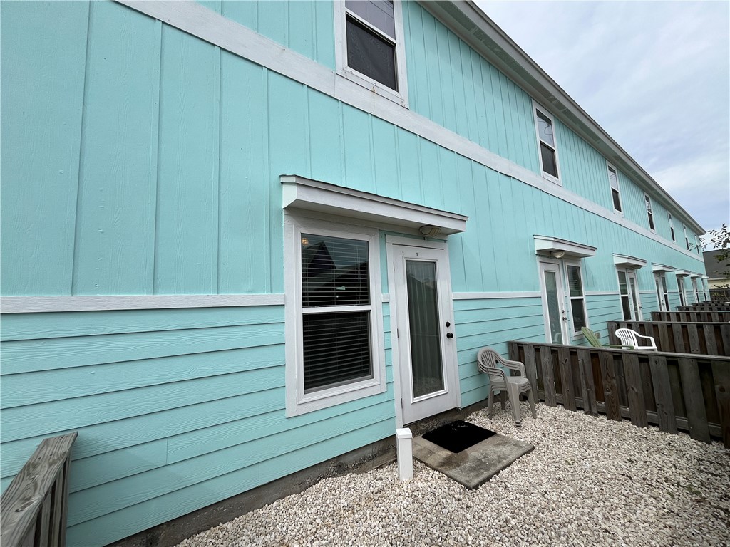15128 Dory Dr Property Photo 23