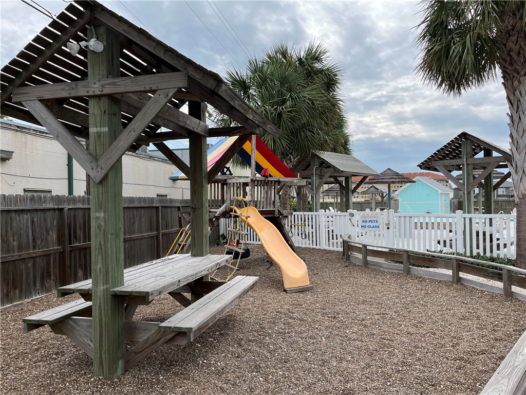 15128 Dory Dr Property Photo 26
