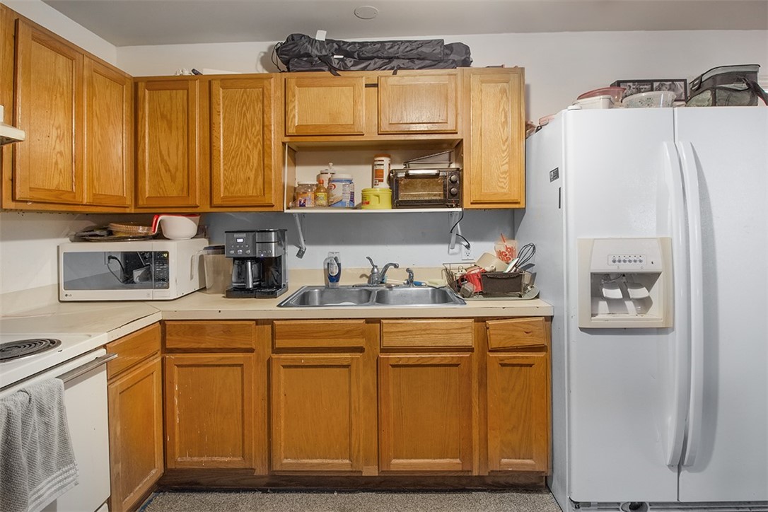 2851 Highland Ave Property Photo 9