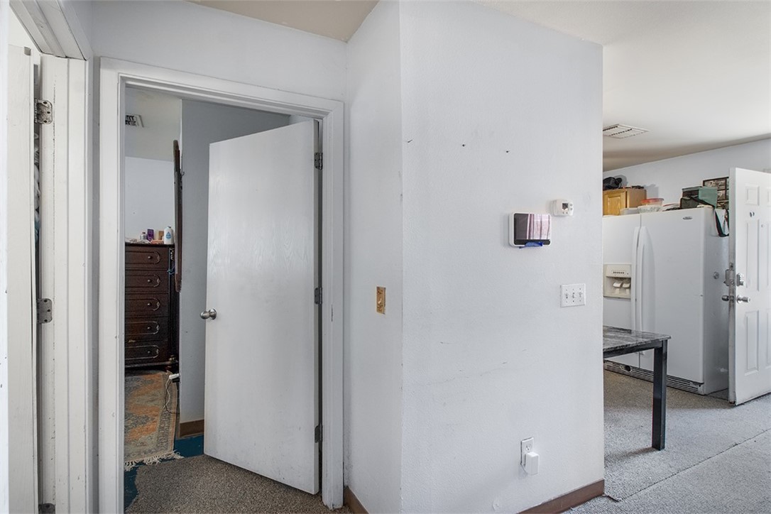 2851 Highland Ave Property Photo 12