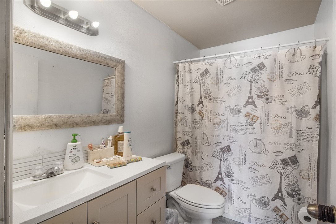 2851 Highland Ave Property Photo 15