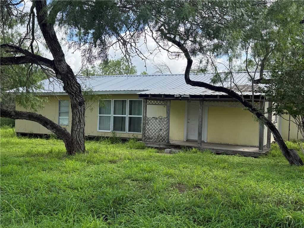170 Navaho Property Photo 1