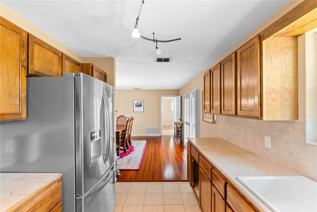 1613 Sandalwood Dr Property Photo 15