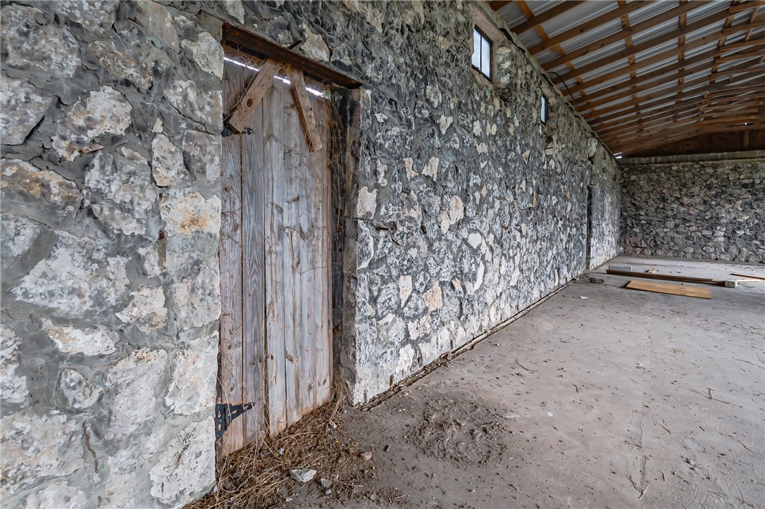 8985 Us Hwy 181 Property Photo 7