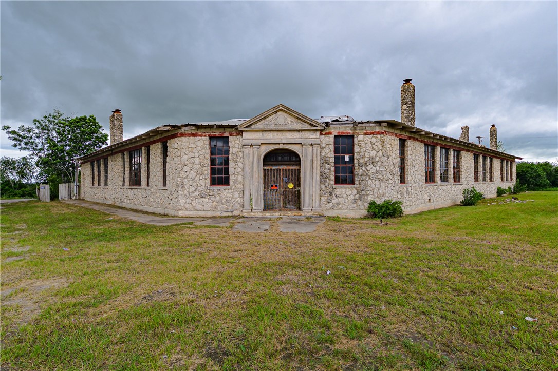 8985 Us Hwy 181 Property Photo 12