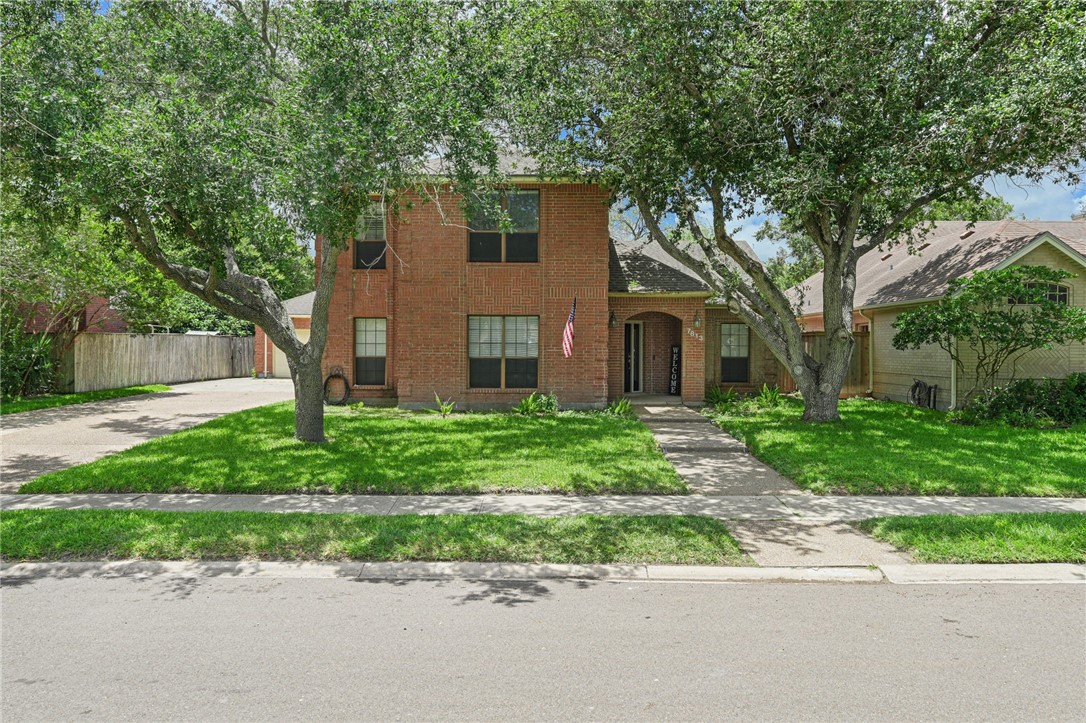 7813 Charlero Dr Property Photo 3