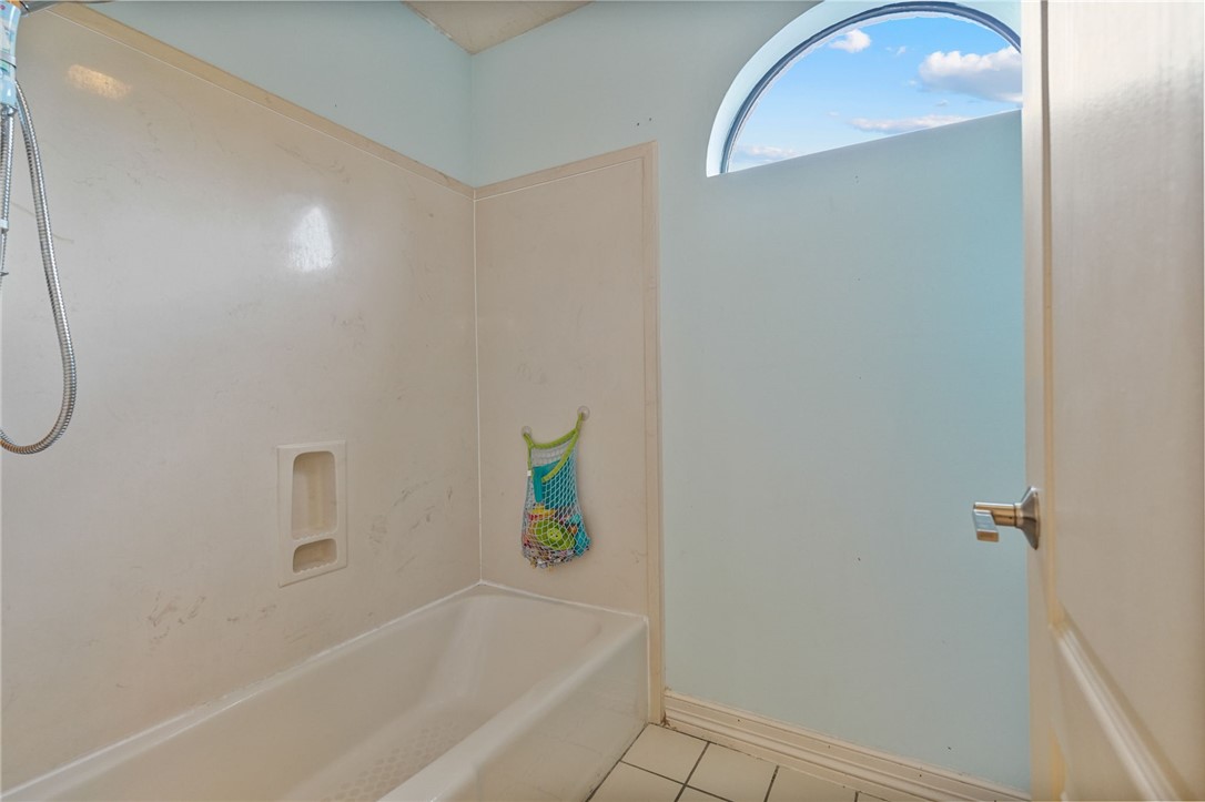 7813 Charlero Dr Property Photo 24