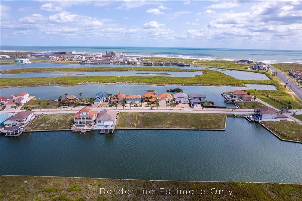 15217 Cane Harbor Blvd Property Photo 3