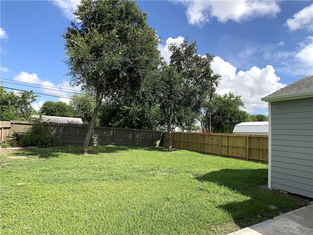 2409 Crews St 2409 Property Photo 5