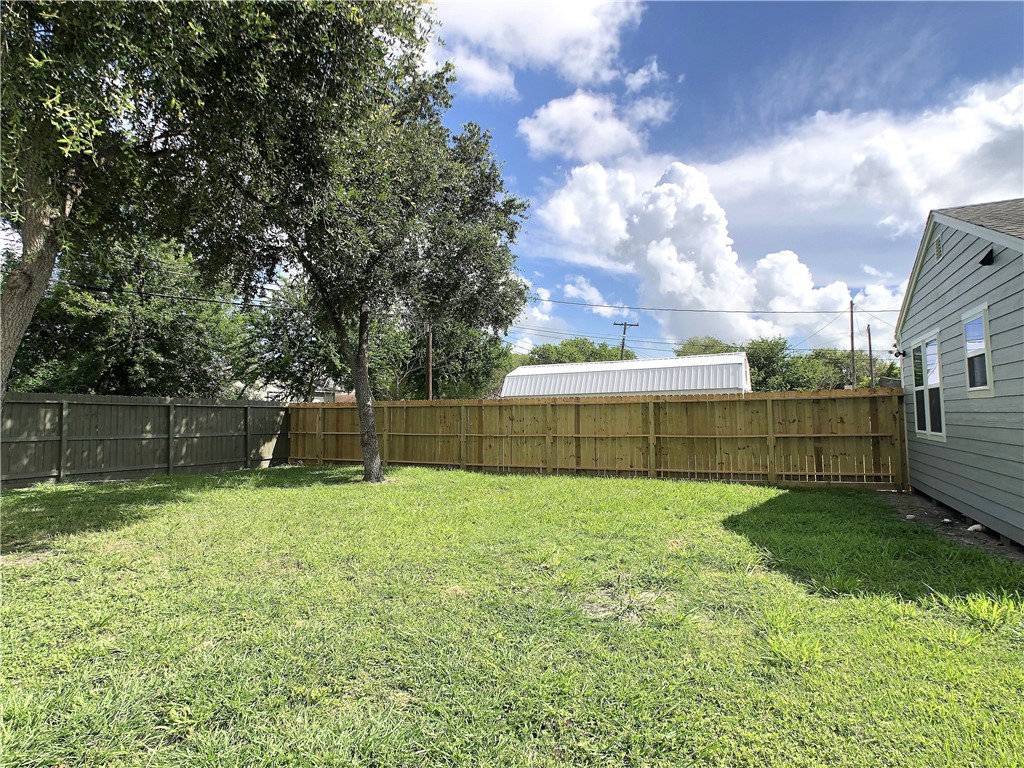 2409 Crews St 2409 Property Photo 6