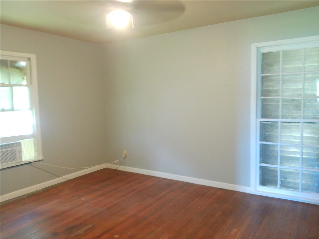 1722 Tarlton St Property Photo 7