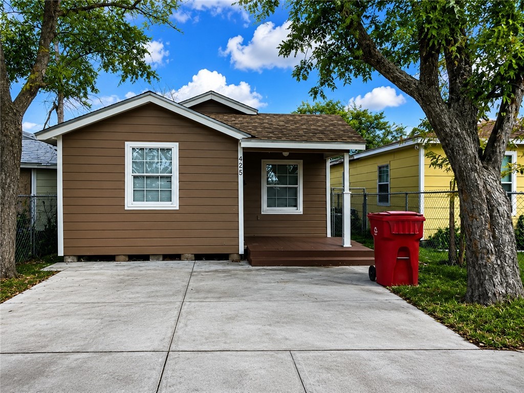 478173 Property Photo 1