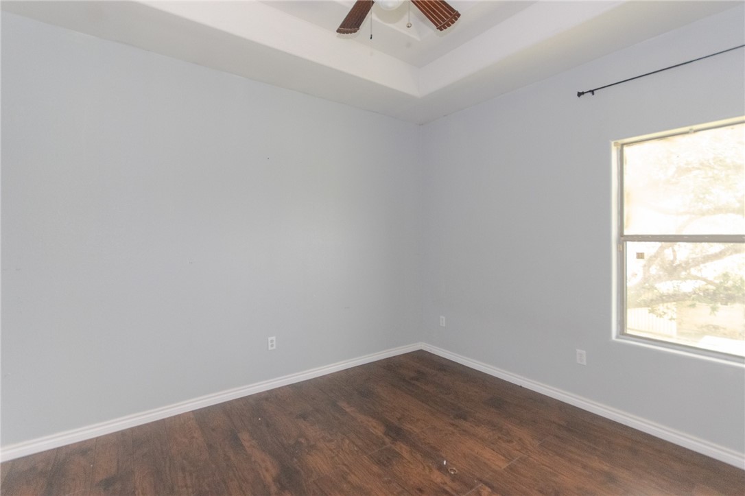 1045 S 13th St Property Photo 12