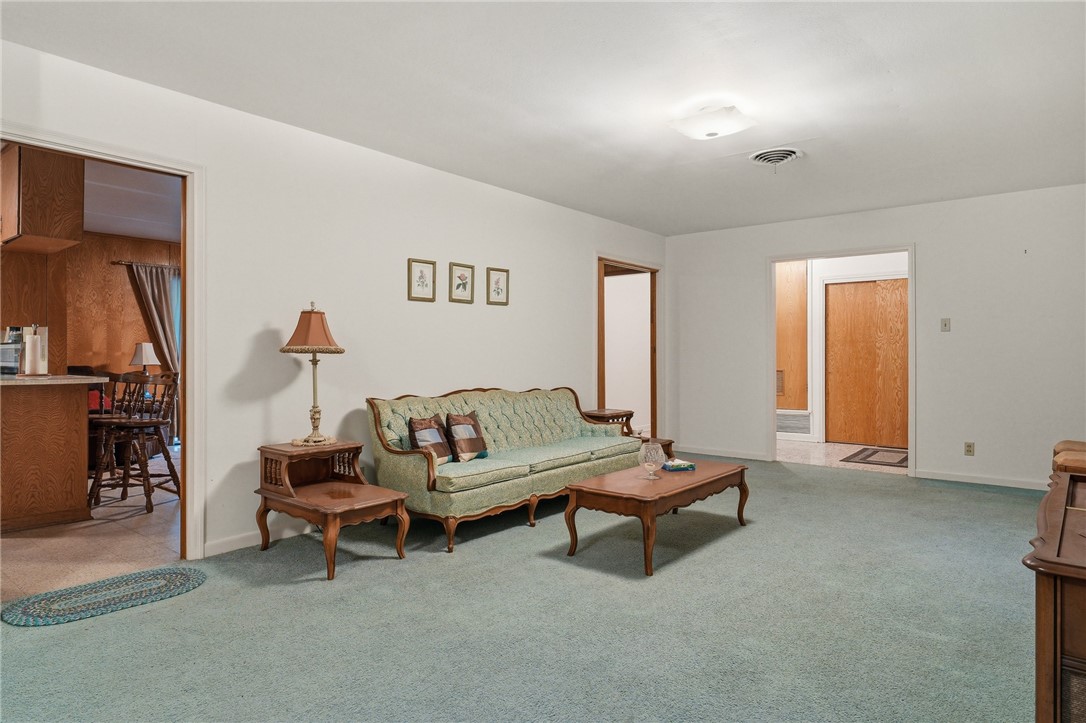 109 Fm 1360 Property Photo 7