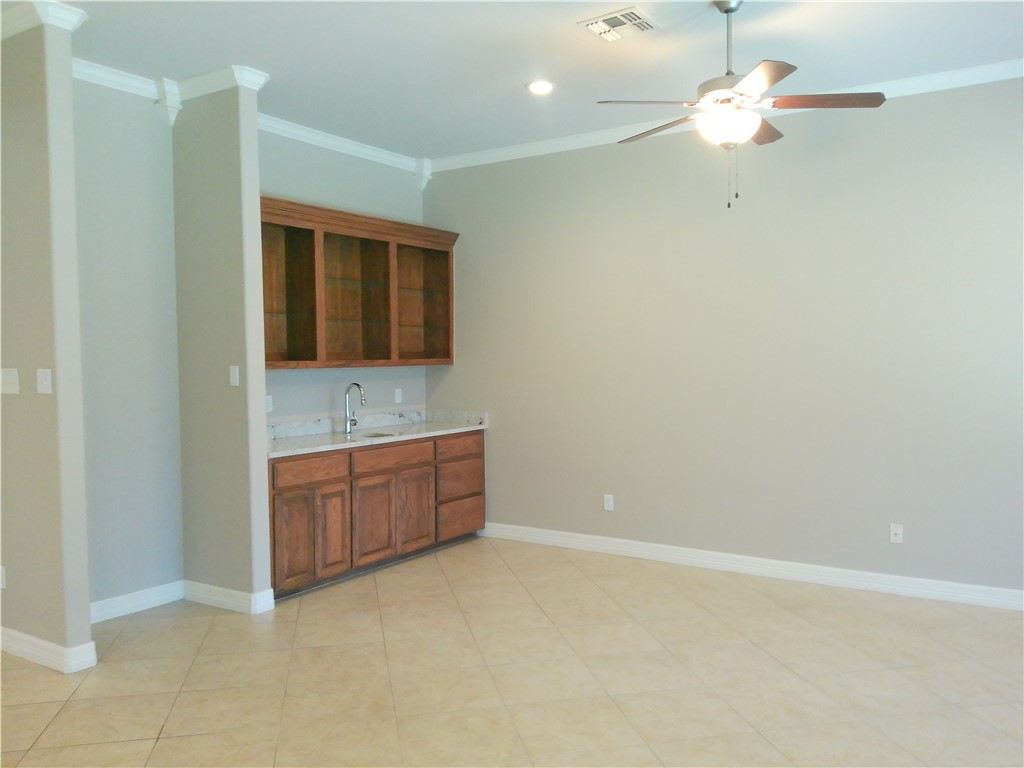 4750 Grand Junction Dr 24 Property Photo 4
