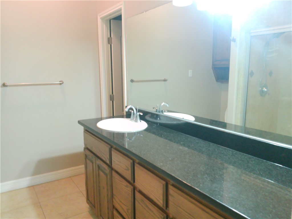 4750 Grand Junction Dr 24 Property Photo 11