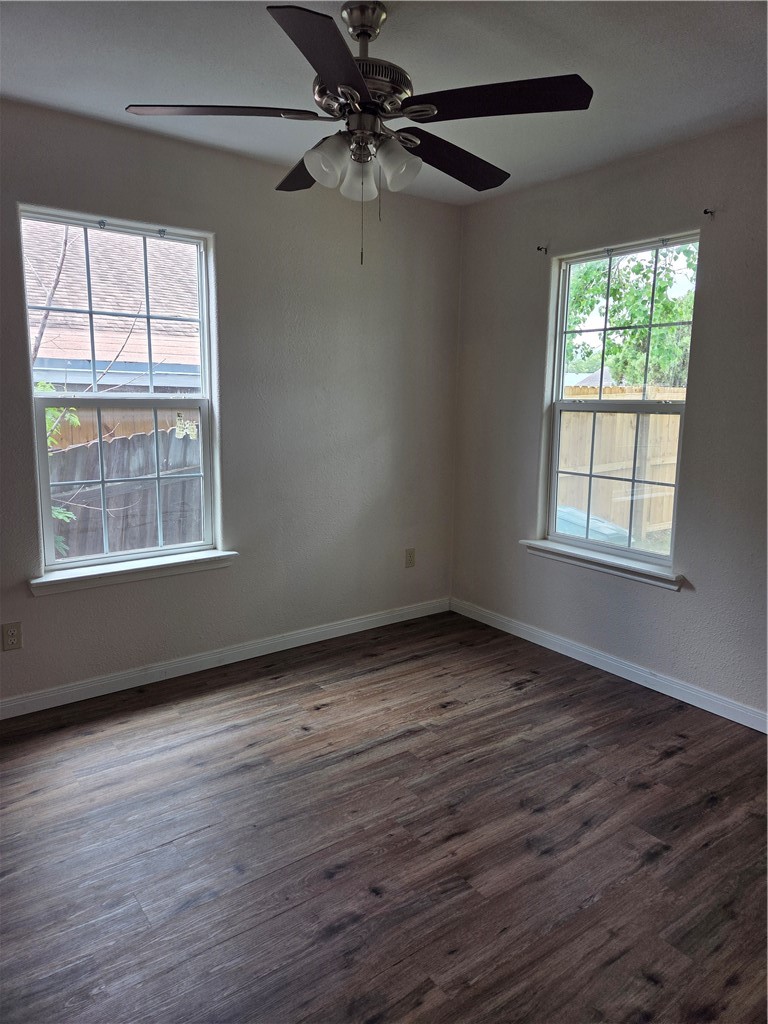 2532 Milo St Property Photo 6