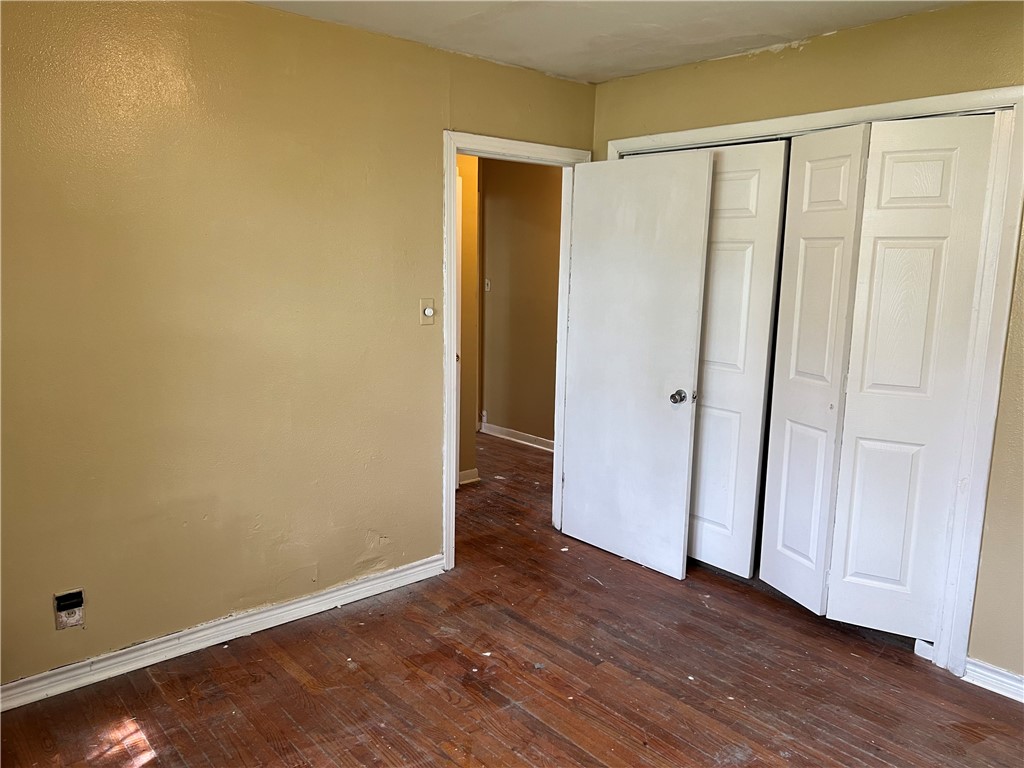 4402 Sequoia St Property Photo 5