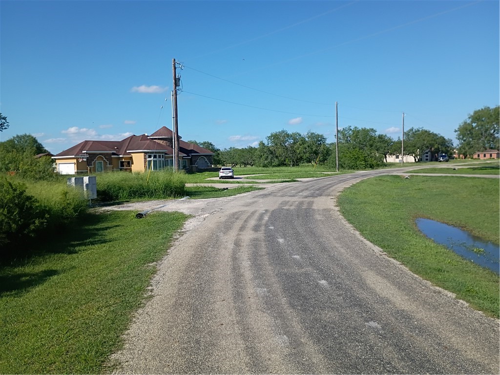 364 Deer Meadows Dr Property Photo 3