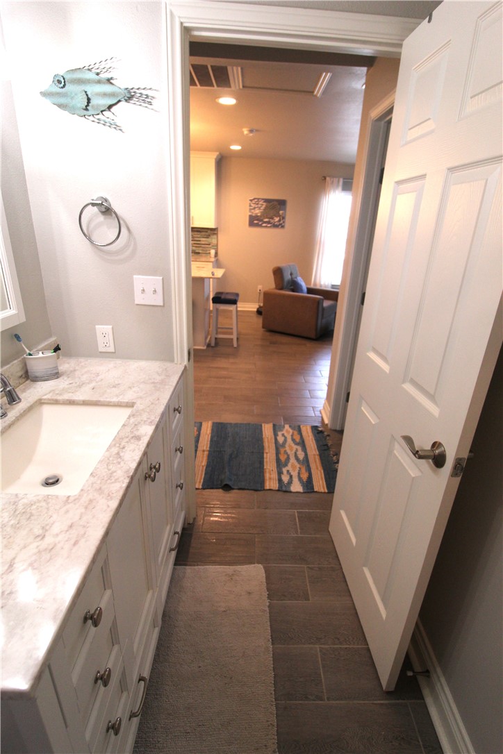 1809 Hillcrest 501 Property Photo 39