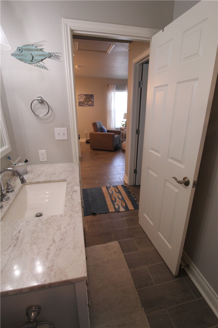 1809 Hillcrest 501 Property Photo 40