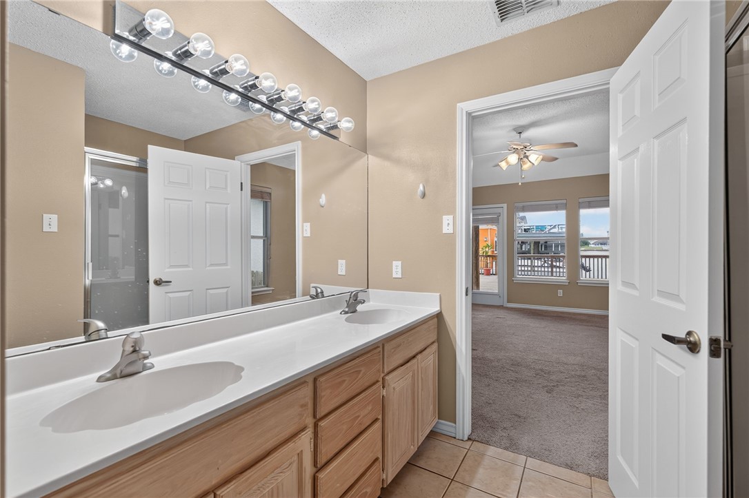 15306 Key Largo Ct Property Photo 23