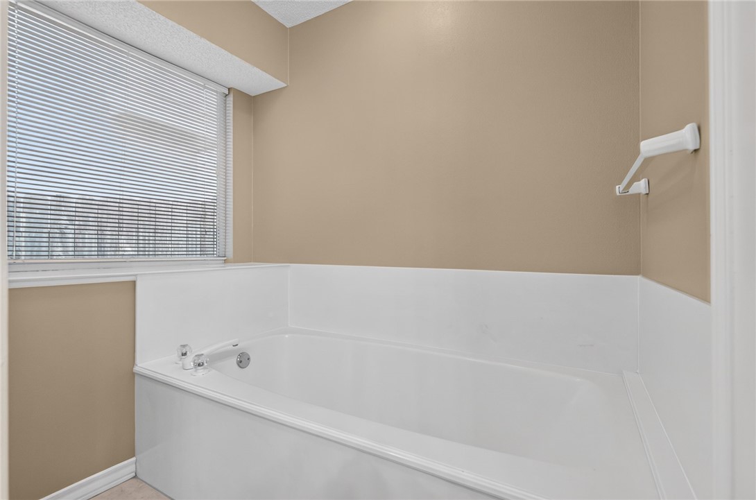 15306 Key Largo Ct Property Photo 24