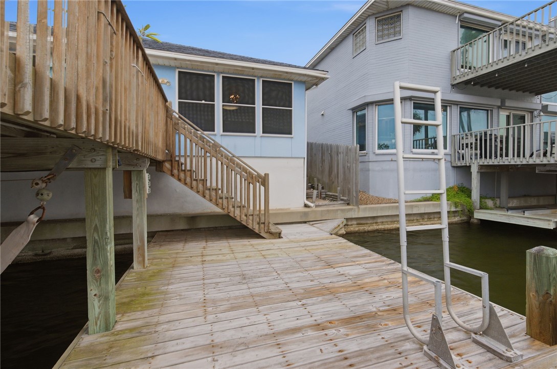 15306 Key Largo Ct Property Photo 32
