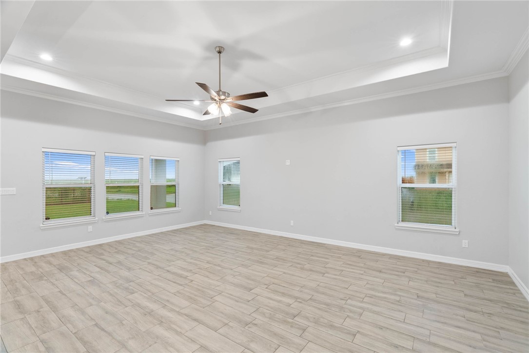 100 Speargrass Property Photo 6