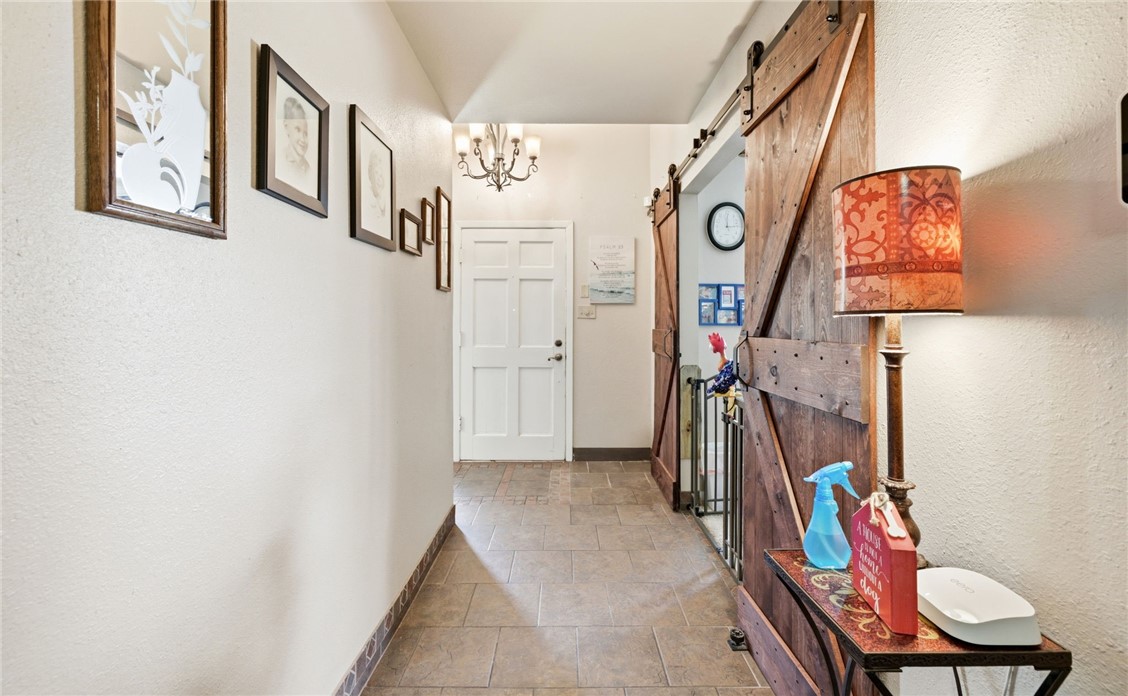 6996 Lovers Lane Property Photo 5