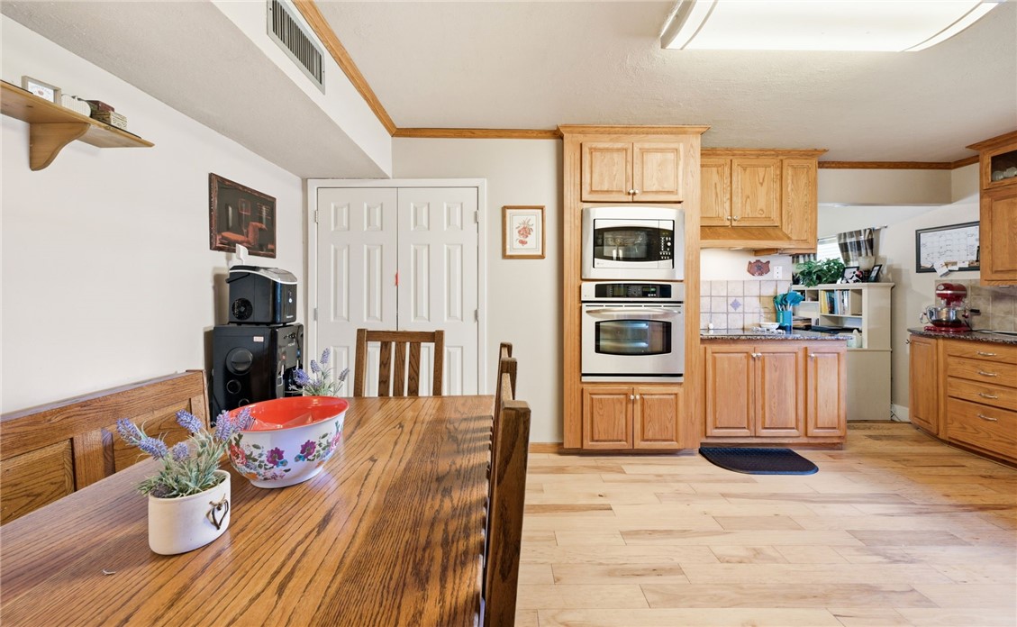 6996 Lovers Lane Property Photo 8