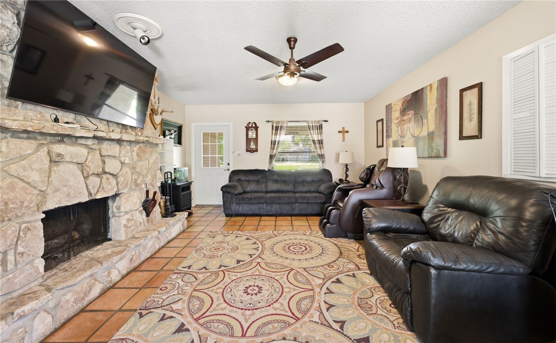 6996 Lovers Lane Property Photo 11