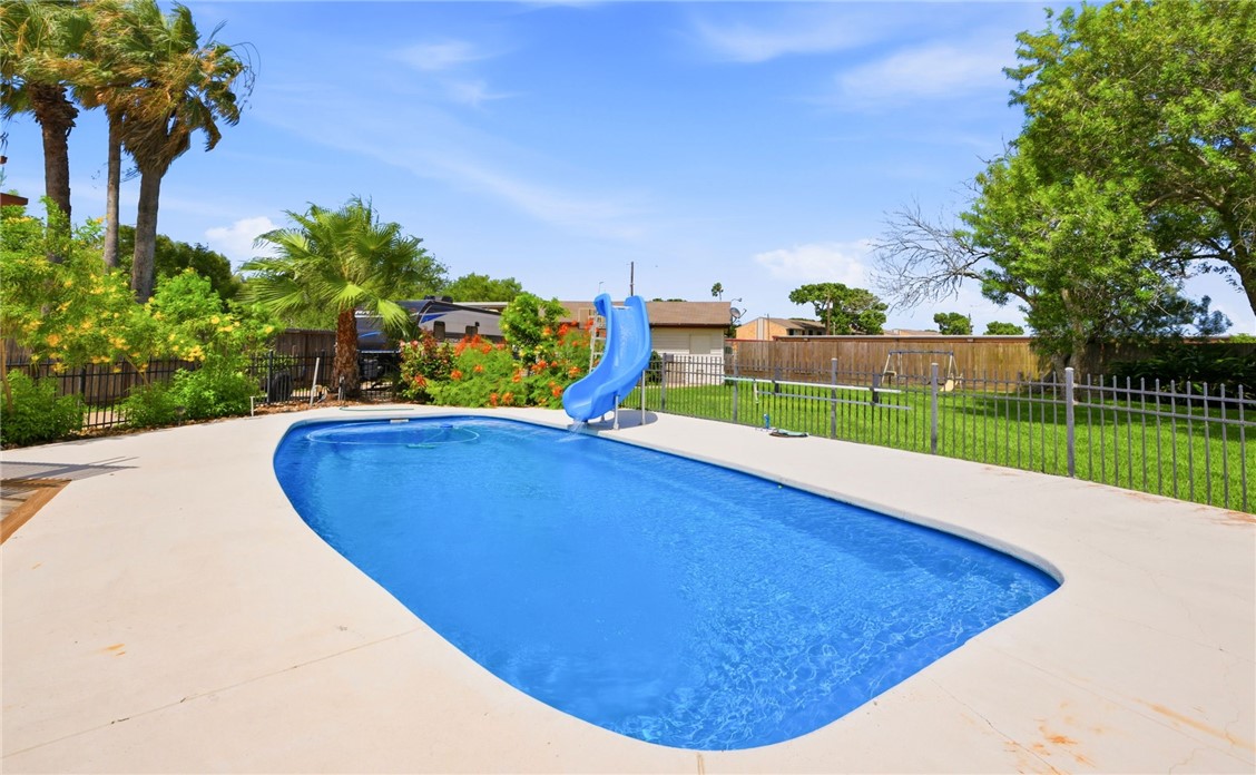 6996 Lovers Lane Property Photo 26