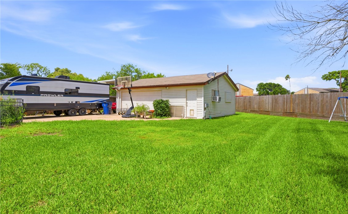 6996 Lovers Lane Property Photo 28