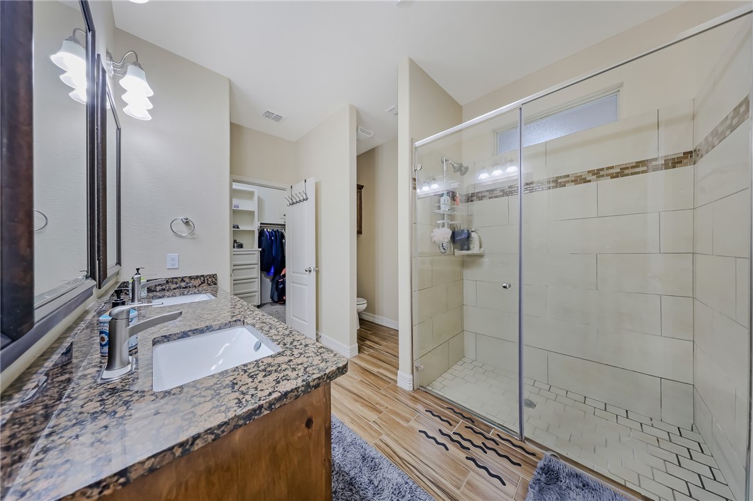 15413 Basswood Dr Property Photo 17