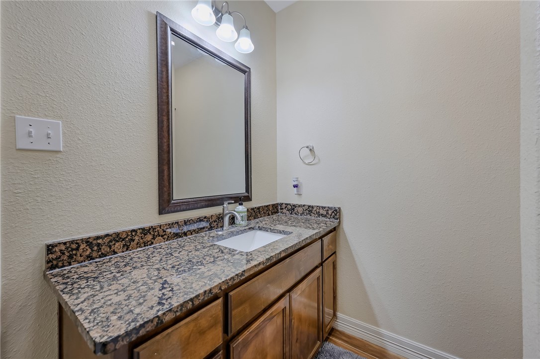 15413 Basswood Dr Property Photo 27