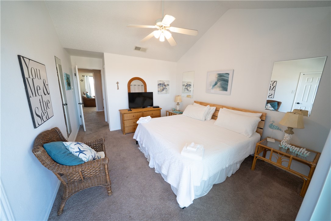 14802 Windward Dr 227 Property Photo 17