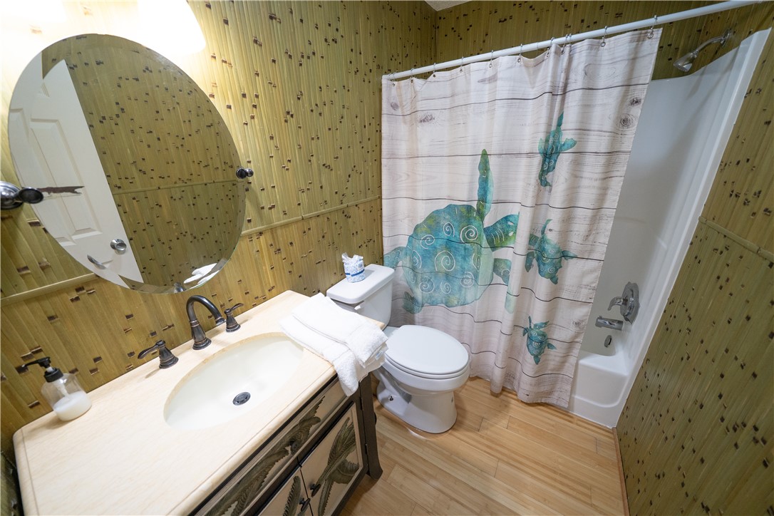 14802 Windward Dr 227 Property Photo 19
