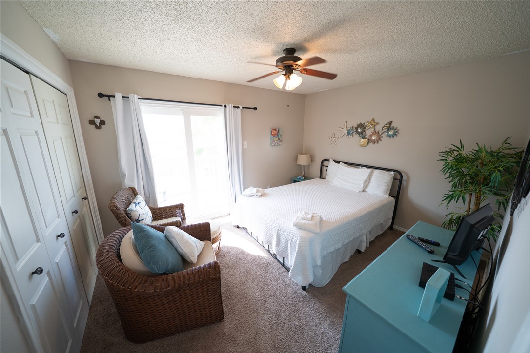 14802 Windward Dr 227 Property Photo 22