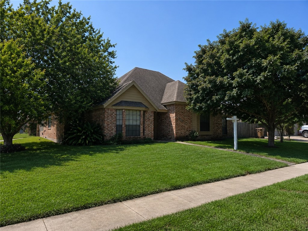 3466 Picadilly Property Photo 7