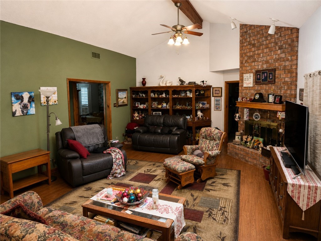 3466 Picadilly Property Photo 8