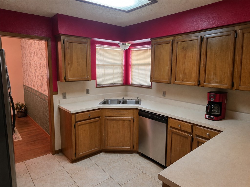 3466 Picadilly Property Photo 12