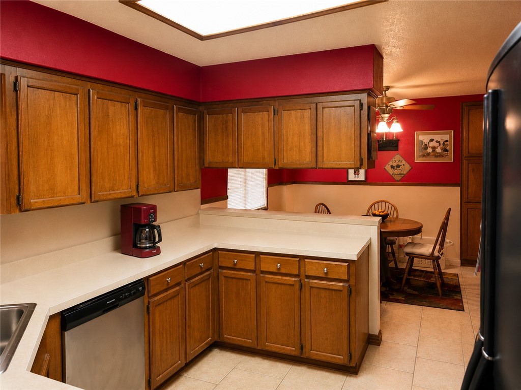 3466 Picadilly Property Photo 13