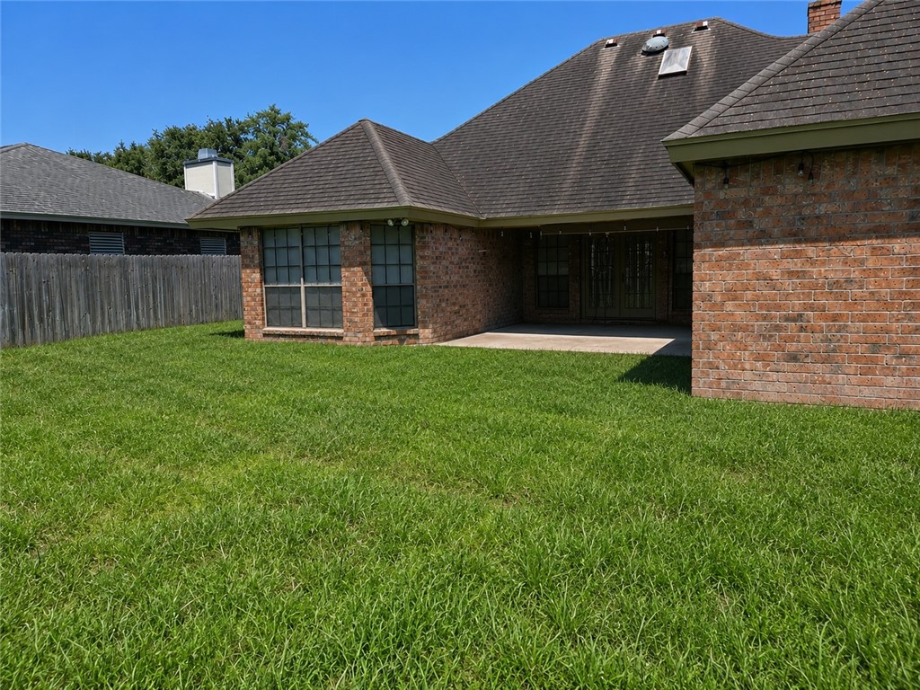 3466 Picadilly Property Photo 23