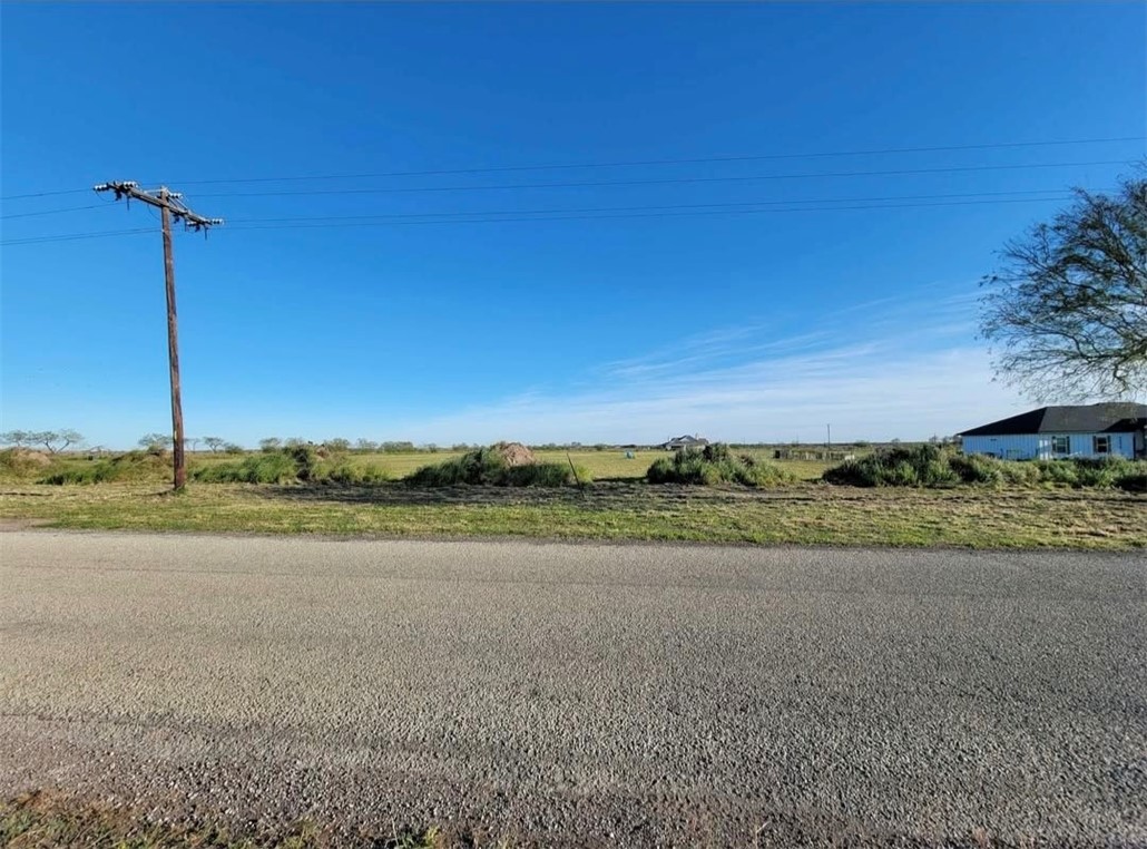 5578 County Road 101 Property Photo 2