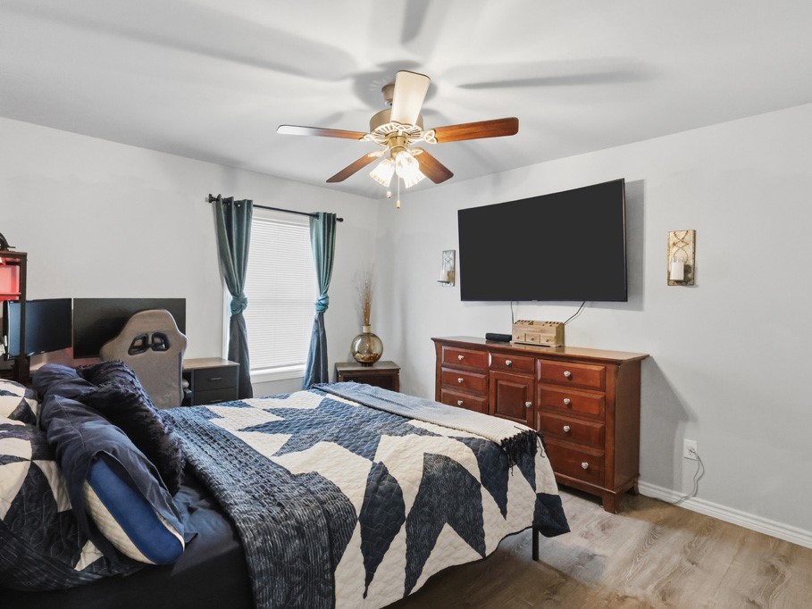 2111 Lone Star Property Photo 11