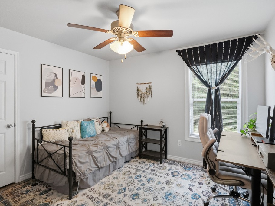 2111 Lone Star Property Photo 15