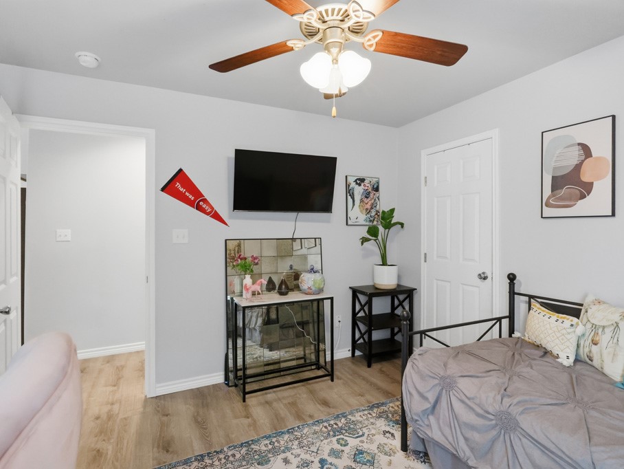 2111 Lone Star Property Photo 16