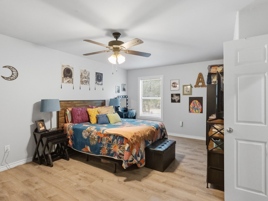 2111 Lone Star Property Photo 17